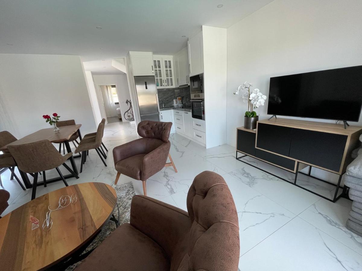 Vila Softic Amra Umago Esterno foto