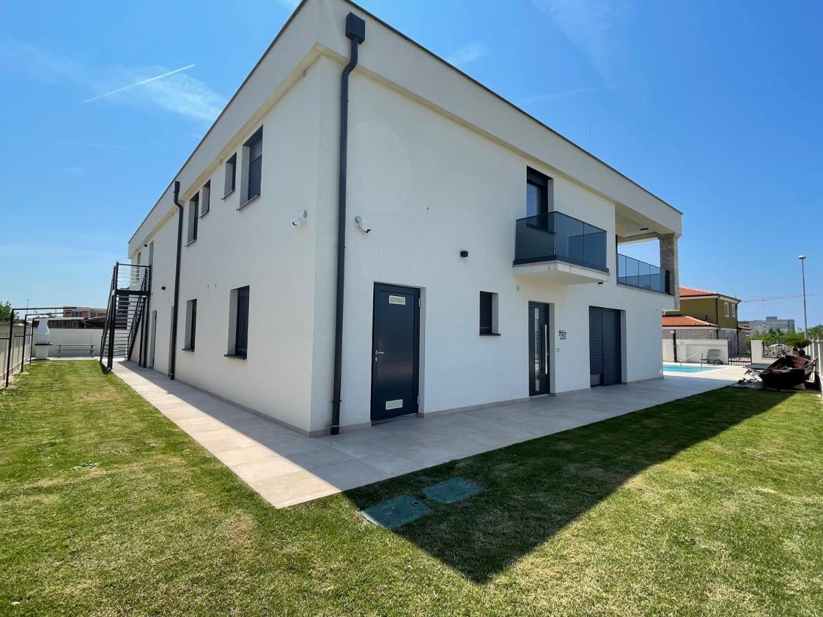 Vila Softic Amra Umago Esterno foto