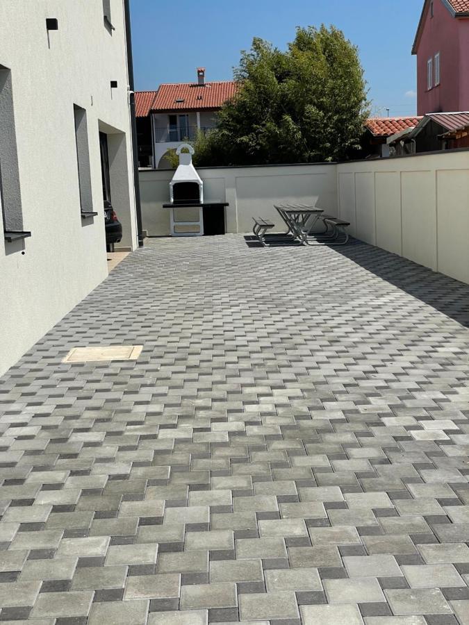 Vila Softic Amra Umago Esterno foto